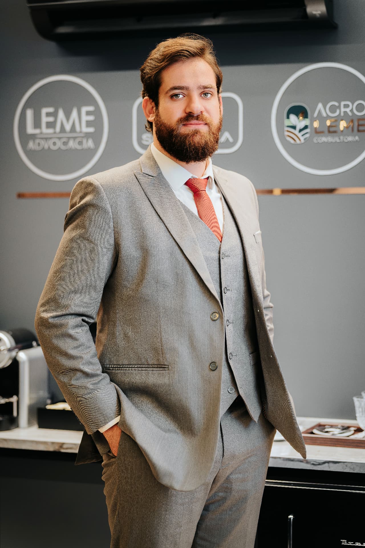 Dr. Alan Maran — Sócio Fundador